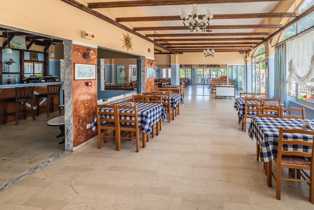 Sintrivanis Resort Beach Paralía Skotínis Esterno foto
