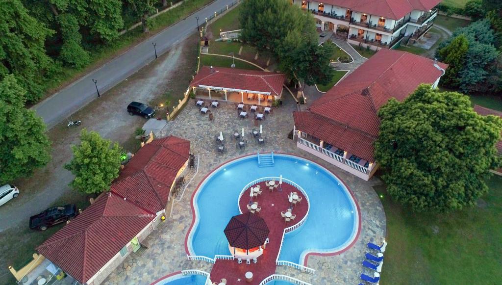 Sintrivanis Resort Beach Paralía Skotínis Esterno foto